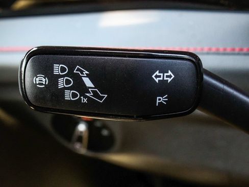 Used 2025 Volkswagen Jetta GLI Autobahn FWD image 26