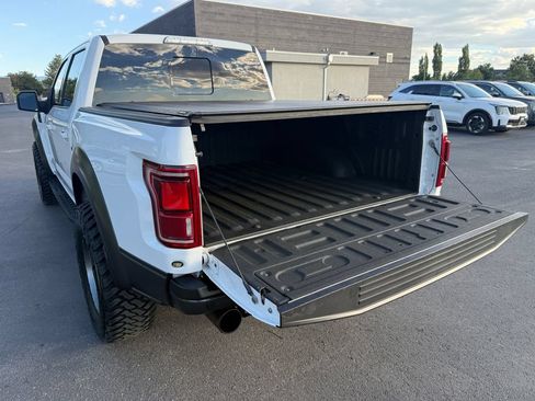 Used 2018 Ford F150 Raptor w/ Equipment Group 802A Luxury AWD/4WD image 13