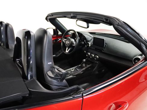 Used 2016 MAZDA MX-5 Miata Grand Touring RWD image 12