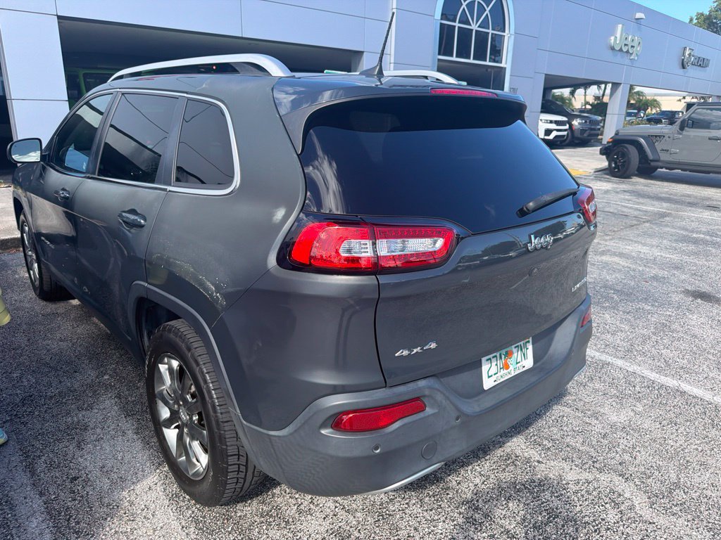 Used 2018 Jeep Cherokee Limited AWD/4WD image 9