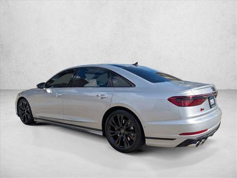 Used 2025 Audi S8 image 7