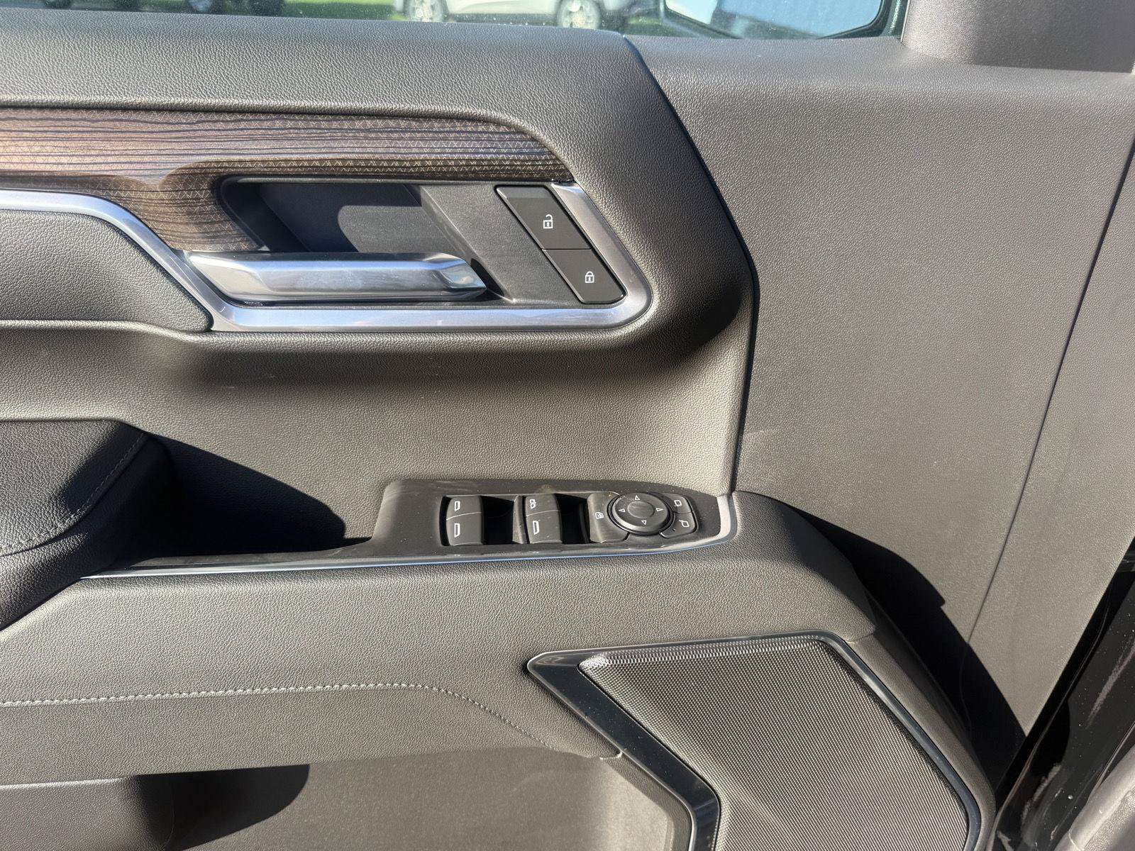 New 2026 Chevrolet Silverado 1500 RST AWD/4WD image 13
