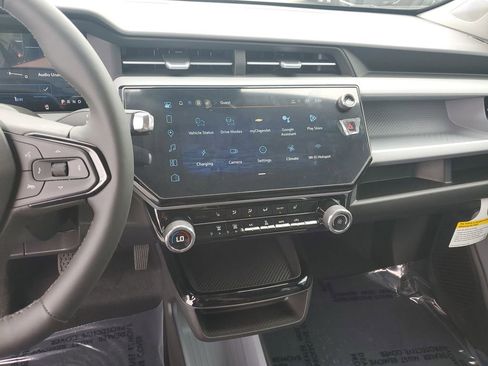 New 2027 Chevrolet Bolt LT w/ Comfort Package FWD image 23