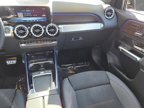 New 2026 Mercedes-Benz GLB 250 image 12