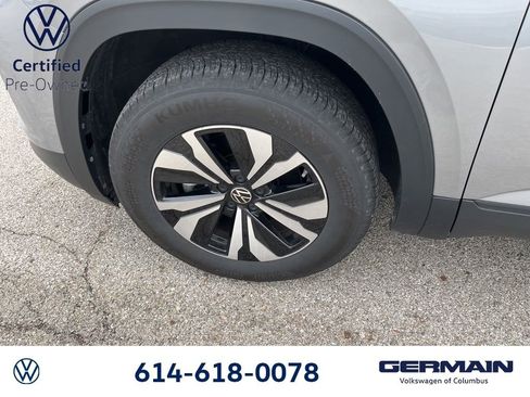 Used 2025 Volkswagen Atlas SE image 19