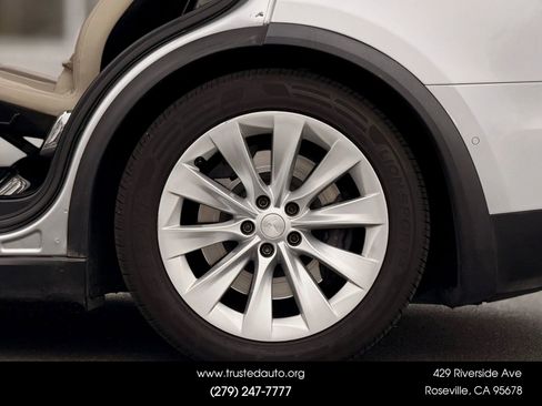 Used 2017 Tesla Model X 100D image 23