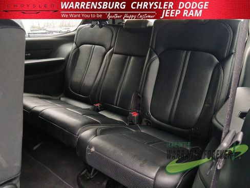 Used 2024 Jeep Wagoneer Series II w/ Flexible Seating Group image 16