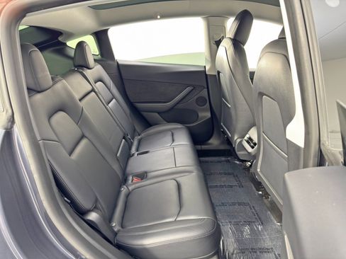 Used 2022 Tesla Model Y Performance image 39