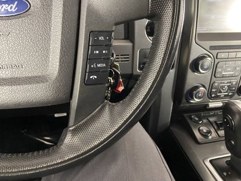 Used 2014 Ford F150 Raptor w/ Equipment Group 801A Luxury image 19