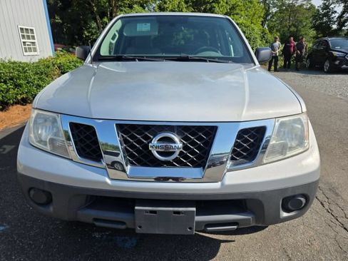 Used 2014 Nissan Frontier S AWD/4WD image 4