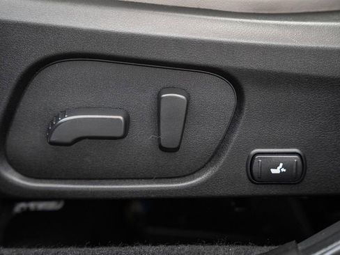 Used 2017 Subaru Forester 2.5i Limited AWD/4WD image 38