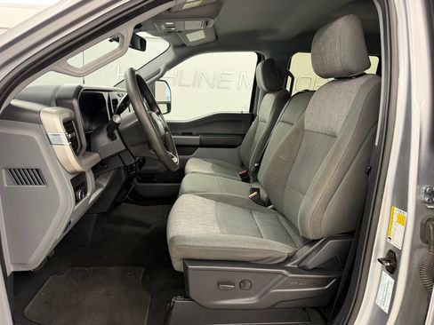 Used 2023 Ford F350 XLT AWD/4WD image 9