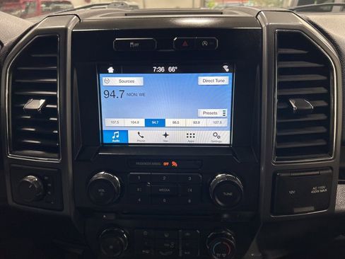 Used 2017 Ford F150 XLT w/ Equipment Group 302A Luxury AWD/4WD image 20
