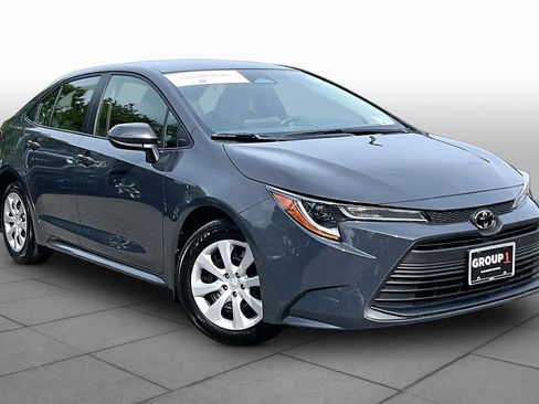 Certified 2026 Toyota Corolla LE FWD image 3