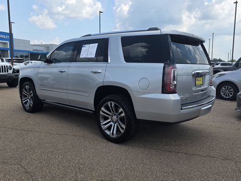 Used 2020 GMC Yukon Denali w/ Denali Ultimate Package AWD/4WD image 7