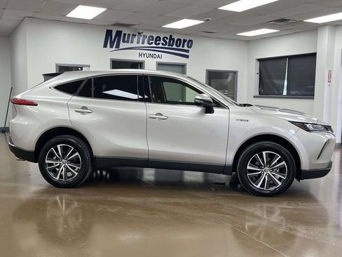 Used 2021 Toyota Venza LE w/ Carpet Mat Package (TMS) AWD/4WD image 4