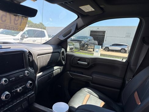 Used 2020 GMC Sierra 1500 AT4 w/ AT4 Premium Package AWD/4WD image 22