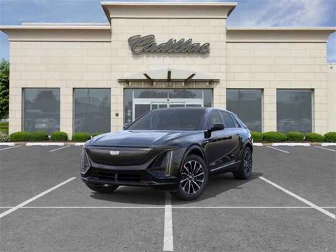 New 2026 Cadillac Lyriq Sport image 8