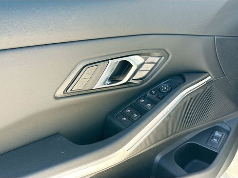 New 2025 BMW 330i Sedan w/ Premium Package image 18