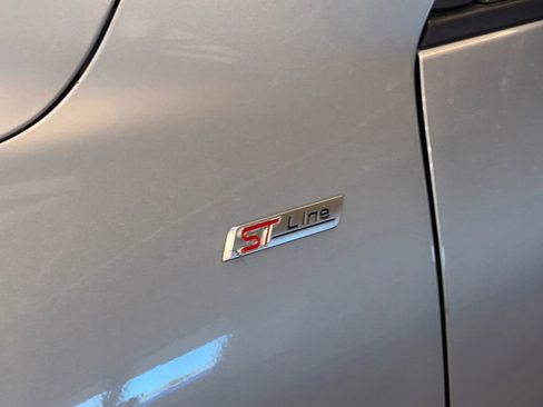 Used 2023 Ford Escape ST-Line image 9