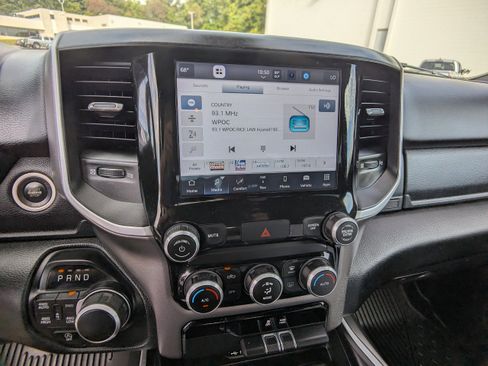 Used 2022 RAM 1500 Big Horn AWD/4WD image 19