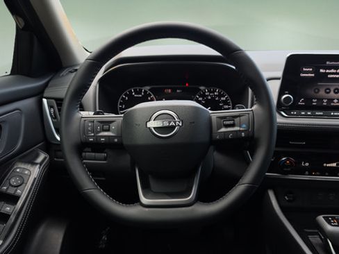 Certified 2026 Nissan Rogue SV w/ Cold Weather Package AWD/4WD image 10