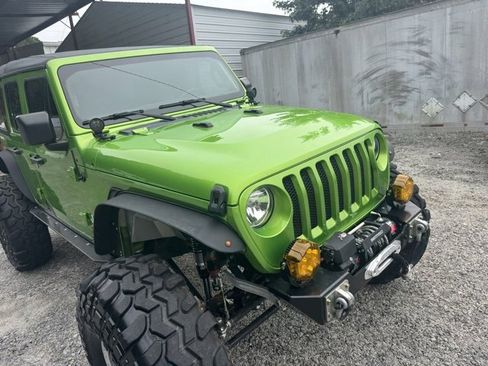 Used 2019 Jeep Wrangler Unlimited Sport image 8