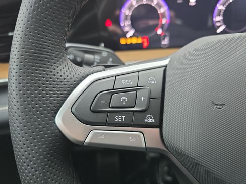 New 2026 Volkswagen Tiguan SEL R-Line image 17