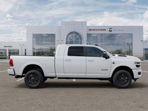New 2026 RAM 2500 Limited AWD/4WD image 22