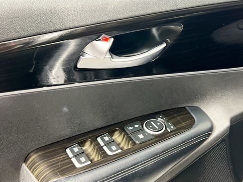 Used 2019 Kia Sorento EX AWD/4WD image 16