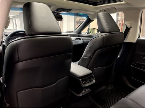 Certified 2025 Lexus ES 350 w/ Premium Package FWD image 19