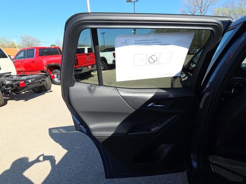 New 2026 Chevrolet Equinox LT image 26