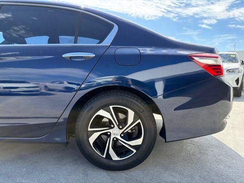 Used 2016 Honda Accord LX image 5