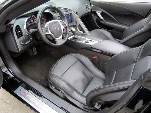 Used 2014 Chevrolet Corvette Stingray 2LT Convertible w/ 2LT Preferred Equipment Group image 10