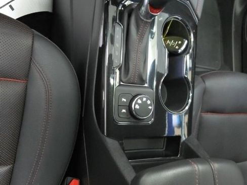 Used 2024 Chevrolet Blazer RS image 18