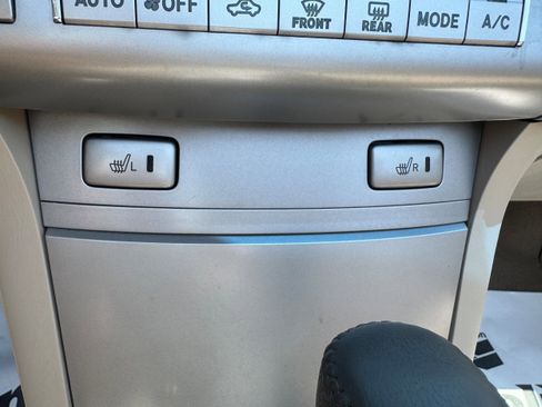 Used 2008 Toyota Solara Sport image 25