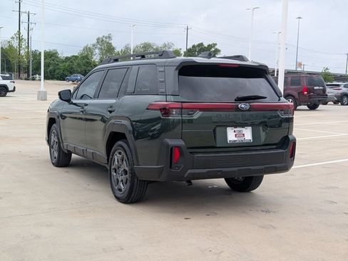 Used 2026 Subaru Outback Premium image 4