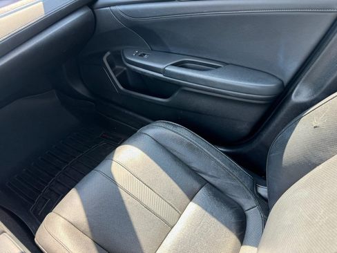 Used 2017 Honda Civic EX-L image 16