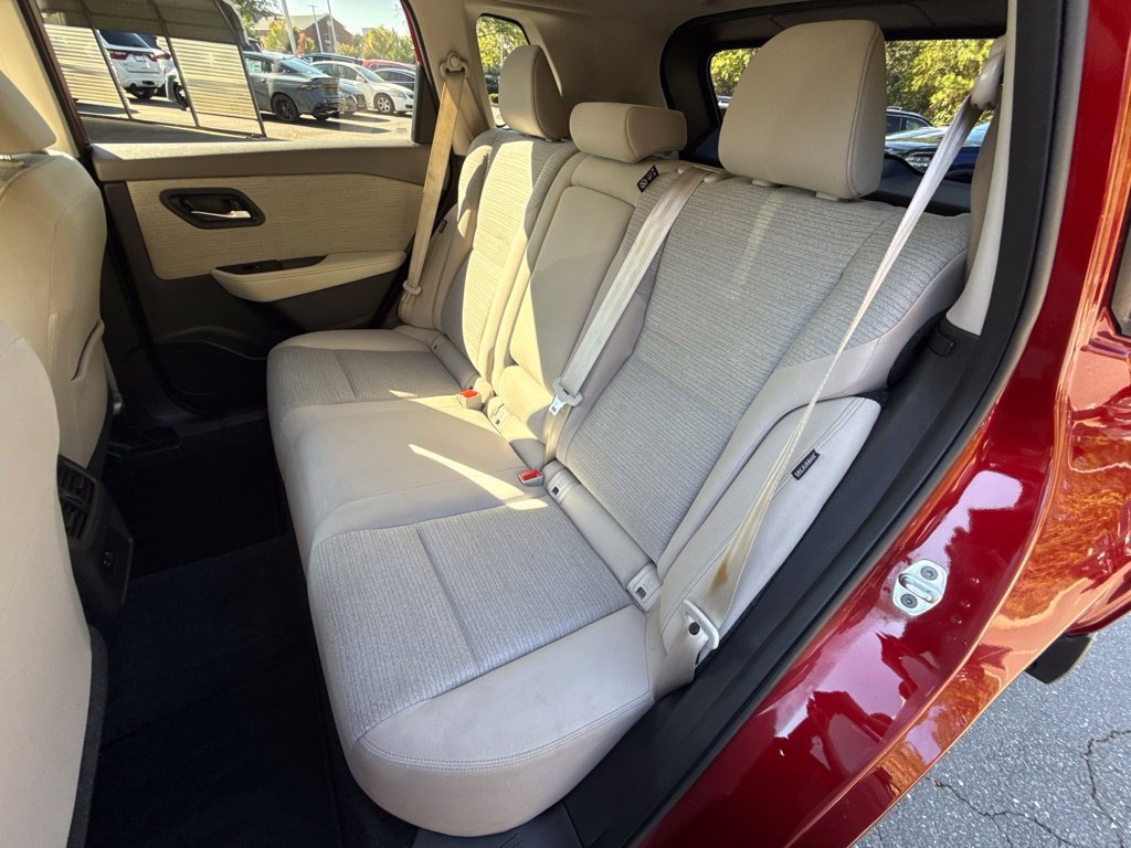 Used 2023 Nissan Rogue SV AWD/4WD image 27