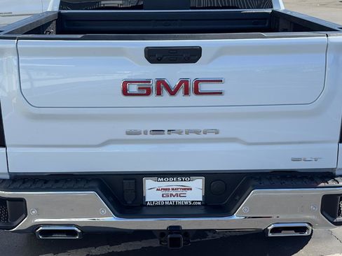 New 2026 GMC Sierra 1500 SLT w/ SLT Premium Plus Package image 5