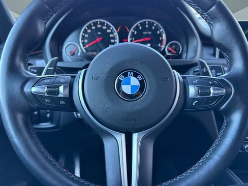 Used 2018 BMW X5 M w/ Executive Package image 17