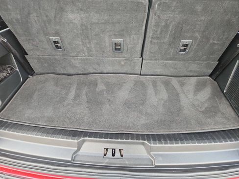 Used 2021 Ford Expedition XLT RWD image 25