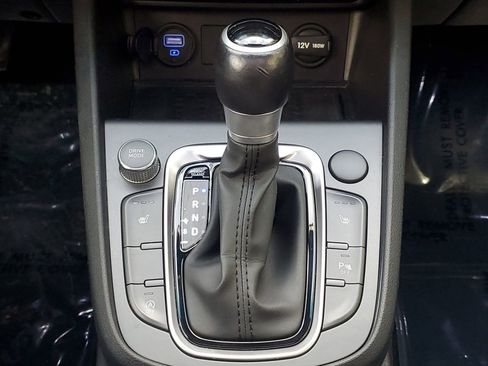 Used 2023 Hyundai Kona Limited image 34