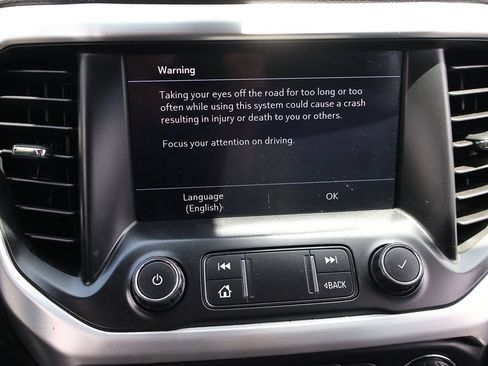 Used 2020 GMC Acadia SLT w/ Driver Alert Package II FWD image 50