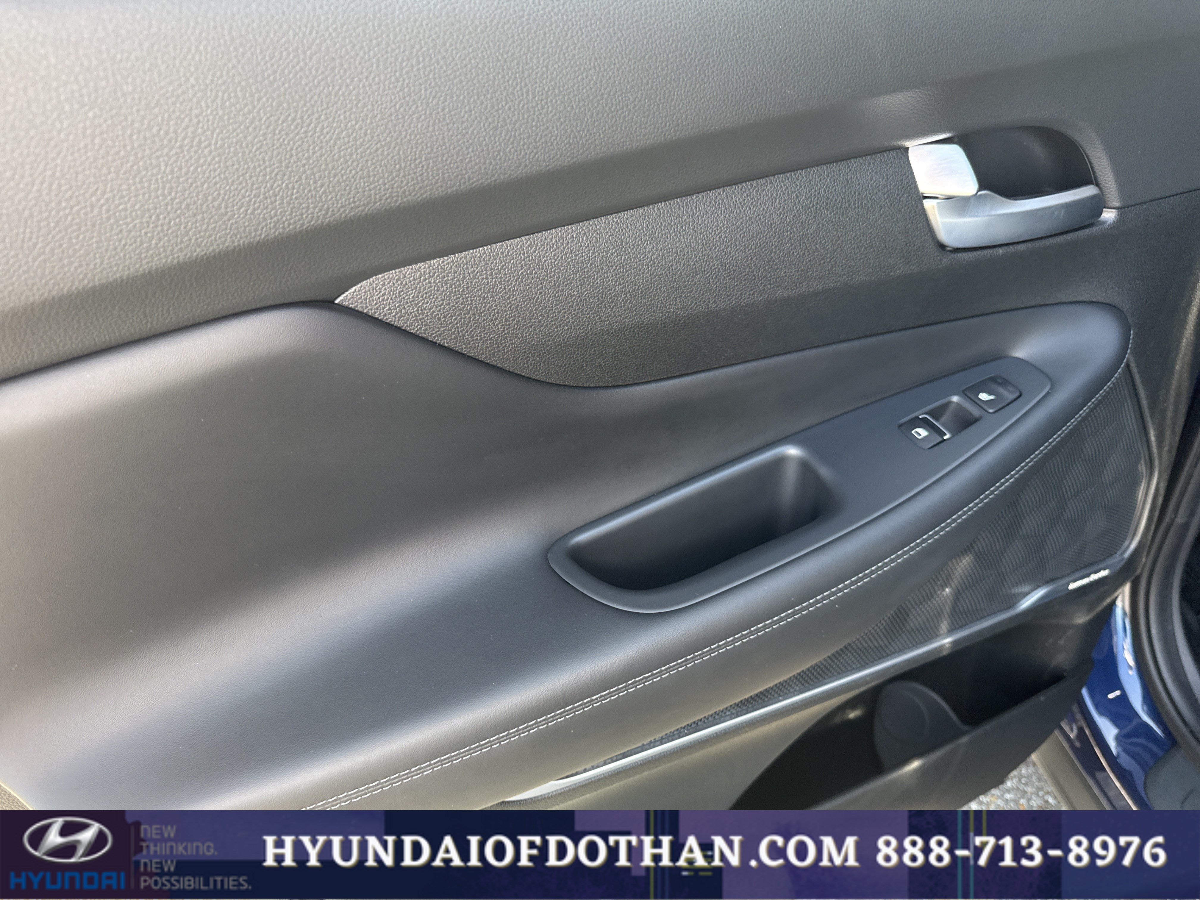 Certified 2022 Hyundai Santa Fe Limited FWD image 11