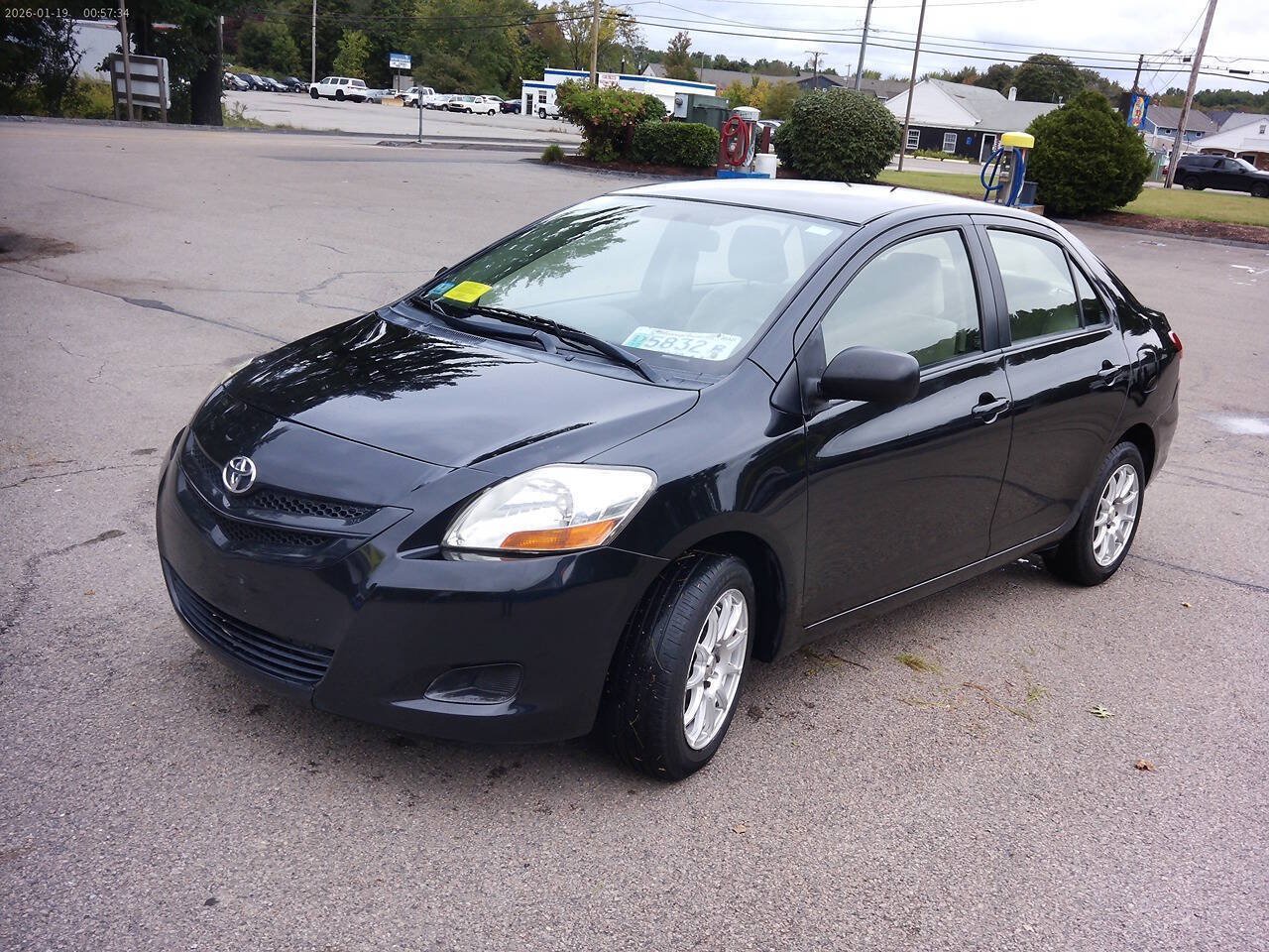 Used 2008 Toyota Yaris S FWD image 1