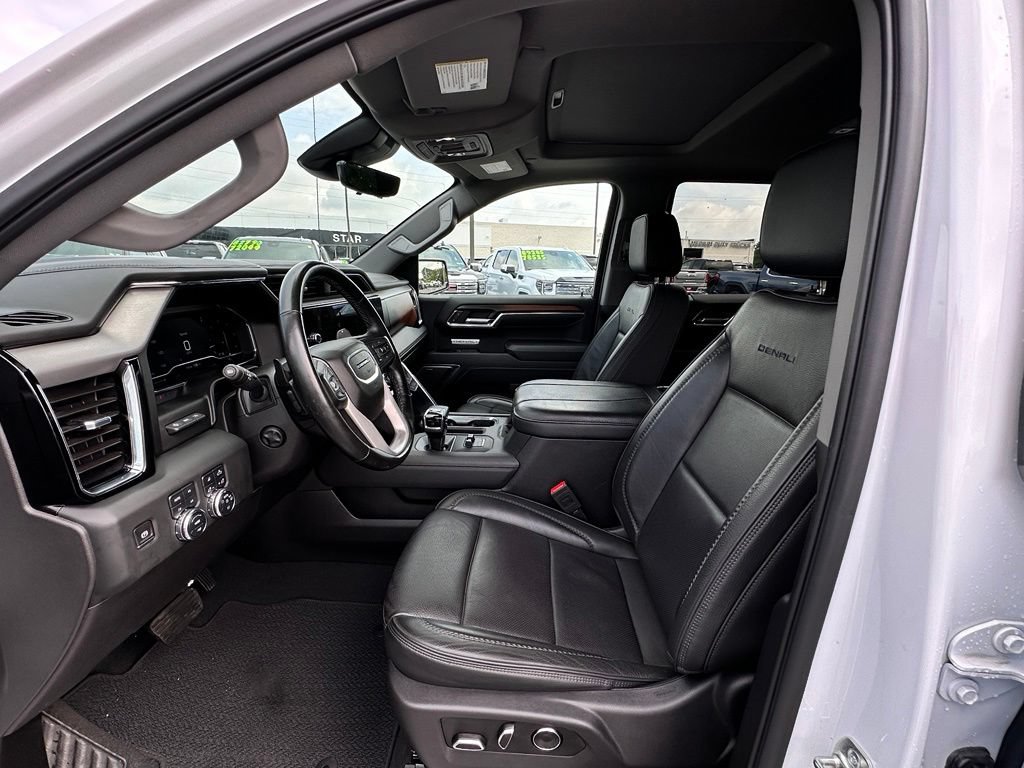 Used 2025 GMC Sierra 1500 Denali w/ Denali Reserve Package AWD/4WD image 19