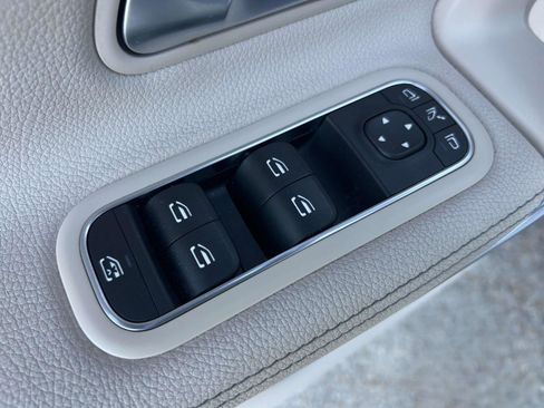 Used 2021 Mercedes-Benz A 220 image 13