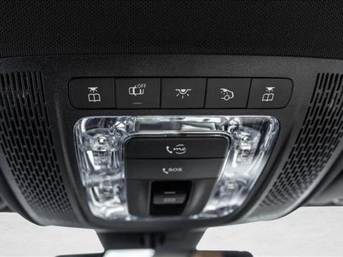 Used 2023 Mercedes-Benz CLA 250 4MATIC image 23