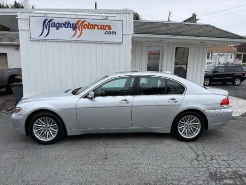 Used 2005 BMW 745i image 13